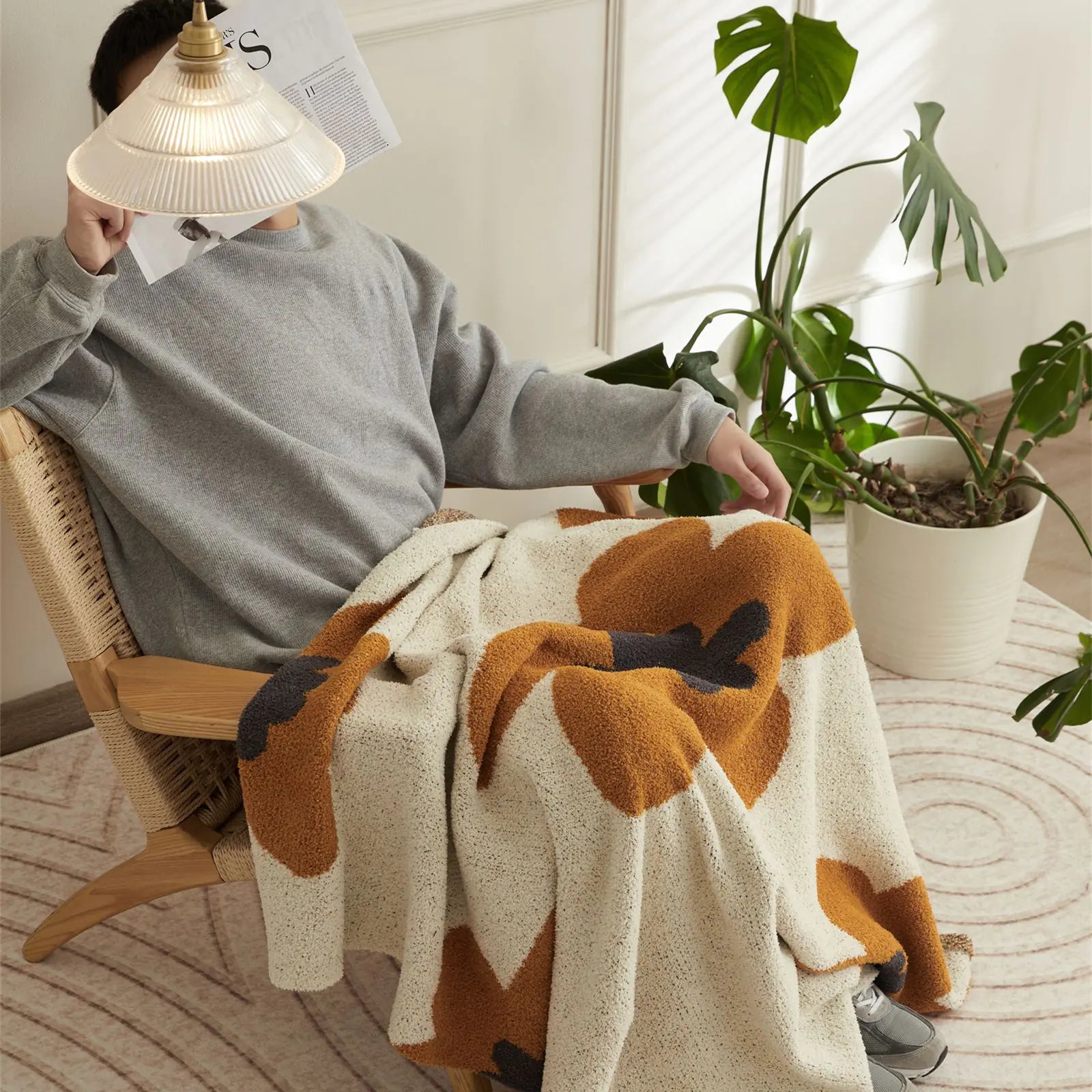 Nordic Flower Pattern Soft Knitted Blanket for Couch