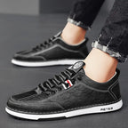 Trendy slip-on herresneakers i læder til afslappet brug