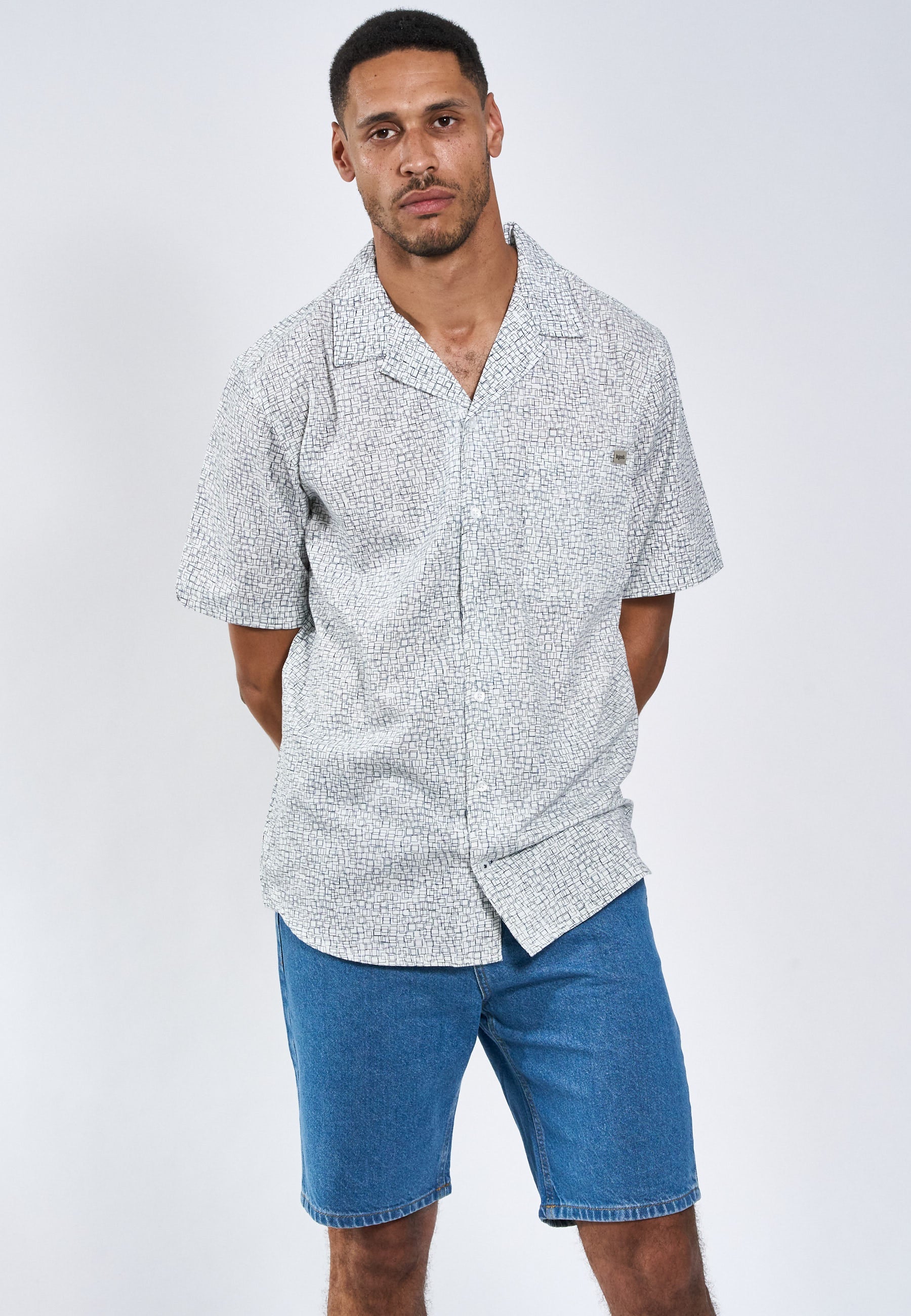 Sean Cube Print Cuba SS Shirt - White