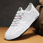 Trendy slip-on herresneakers i læder til afslappet brug