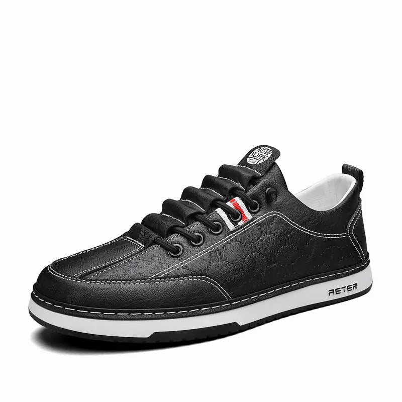 Trendy slip-on herresneakers i læder til afslappet brug