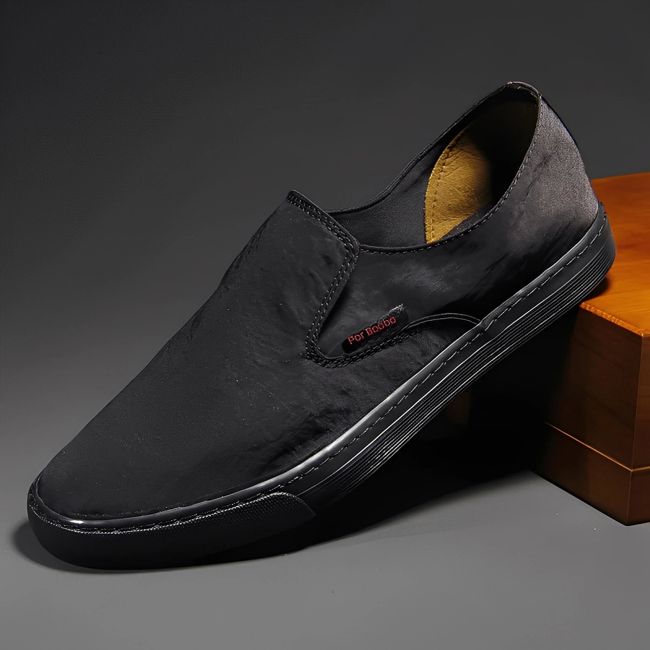 Åndbare og lette slip-on sko til mænd i canvas