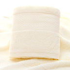 Bomuldsbadekåbe og tykke, hudvenlige håndklæder - StilNord