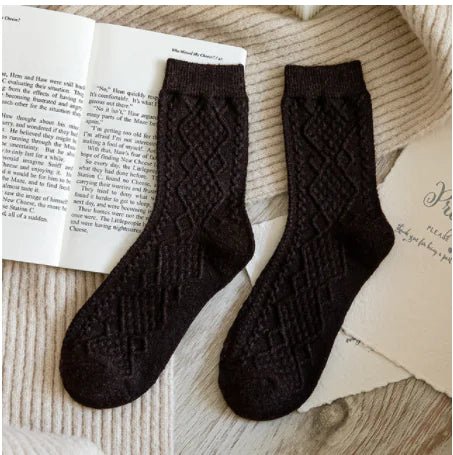Classic Patterned Wool Socks in Solid Colors - StilNord