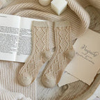 Classic Patterned Wool Socks in Solid Colors - StilNord