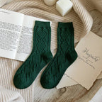 Classic Patterned Wool Socks in Solid Colors - StilNord