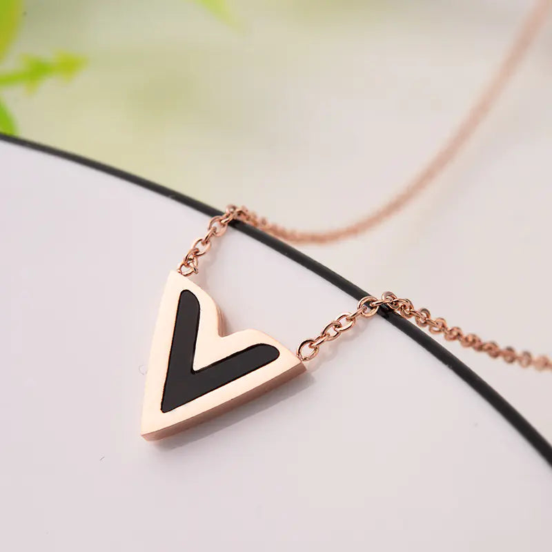 Fashionable Rose Gold Titanium V Necklace for Women