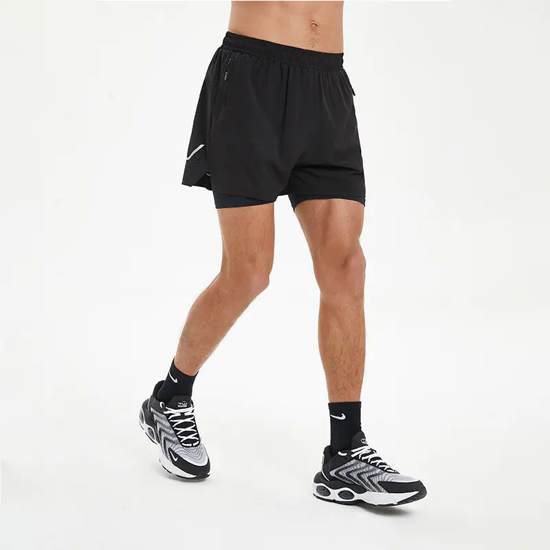 Herre-løbeshorts i to-i-én med hurtigtørrende materiale