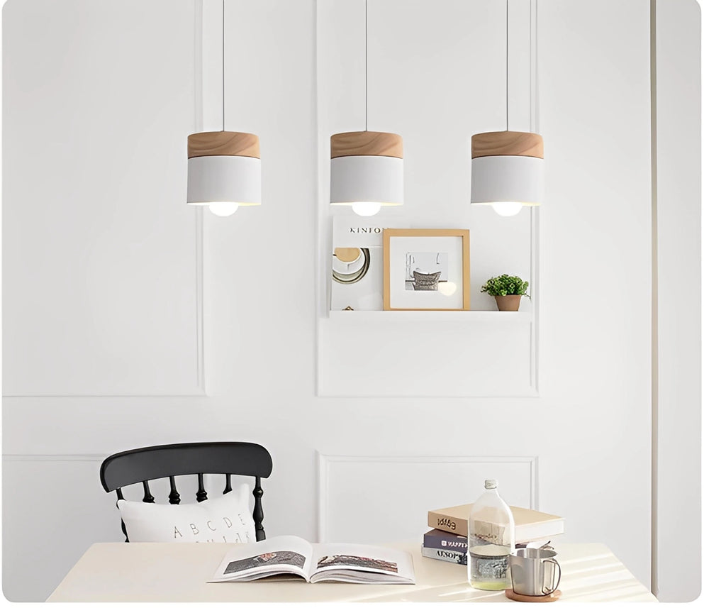 Hængelampe i massivt træ til soveværelse