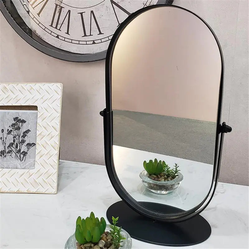 Nordic Retro Desktop Vanity Makeup Mirror
