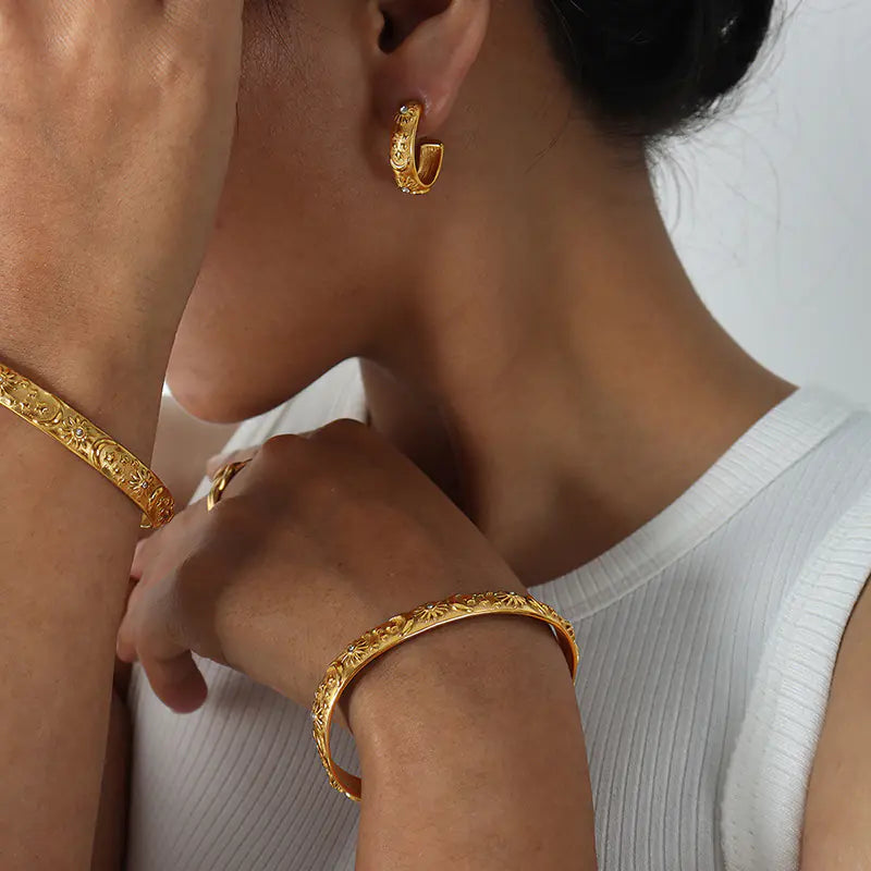 Inlaid Zircon Bracelet for Women - All-Matching Style