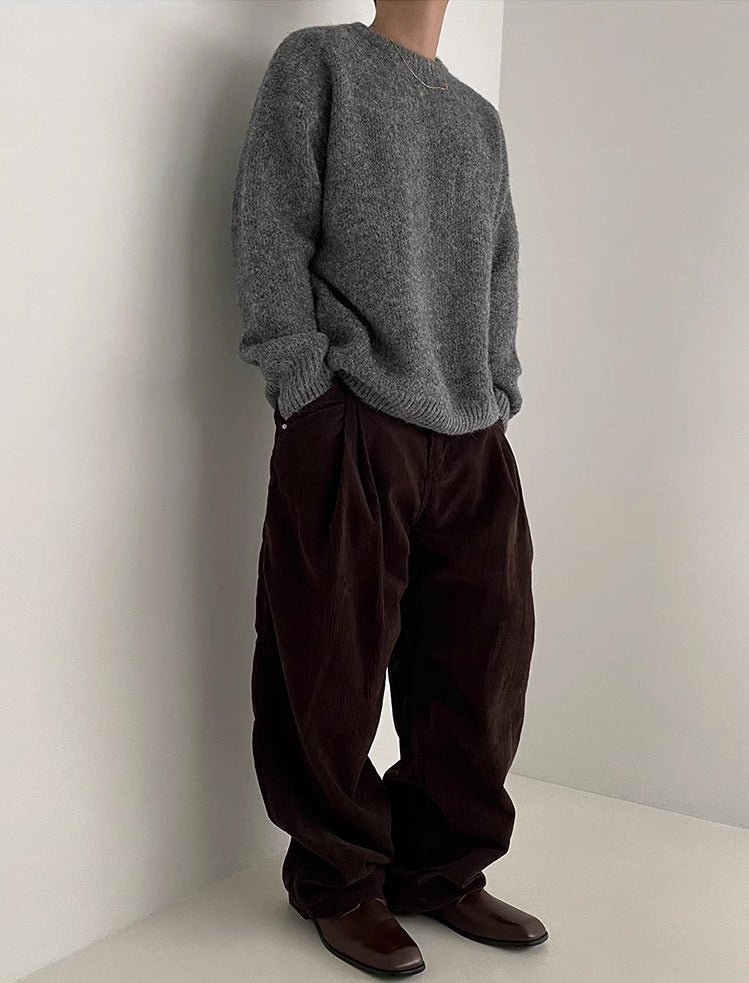 Løstsiddende sweater med drop - skulder og rund hals - StilNord