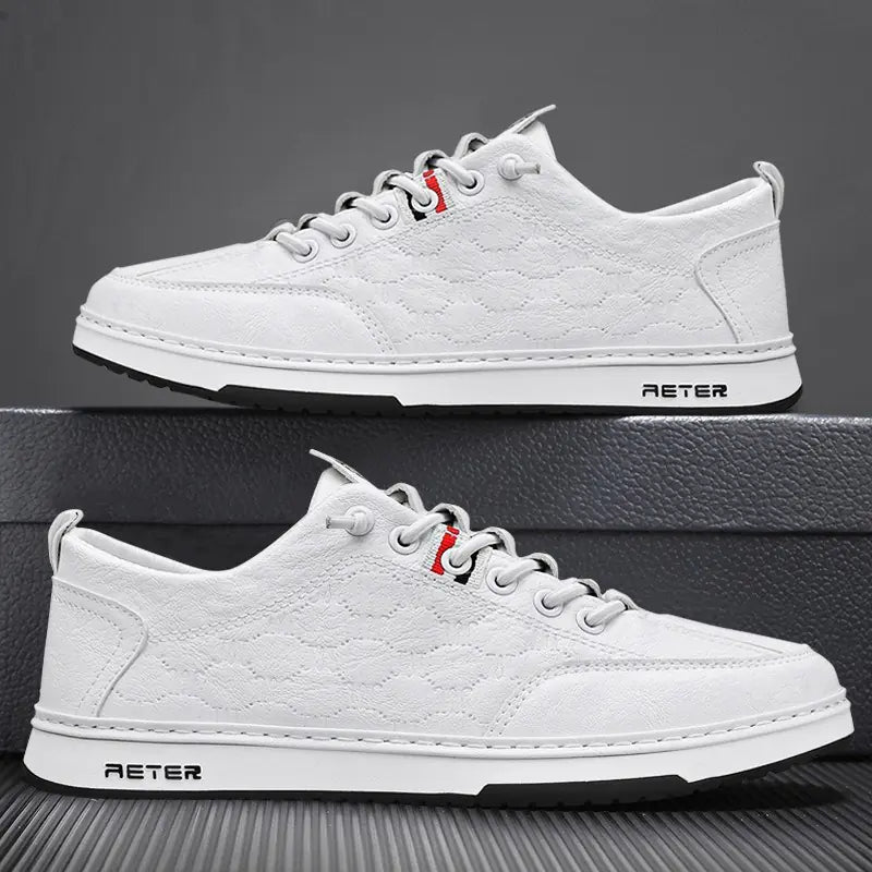 Trendy slip-on herresneakers i læder til afslappet brug