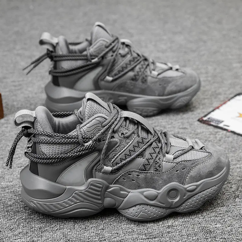 Trendy herresneakers med farveblok og tyk sål, høj model - StilNord