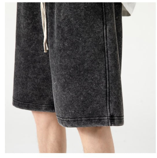 Trendy, løstsiddende, vaskede sommershorts til mænd - StilNord