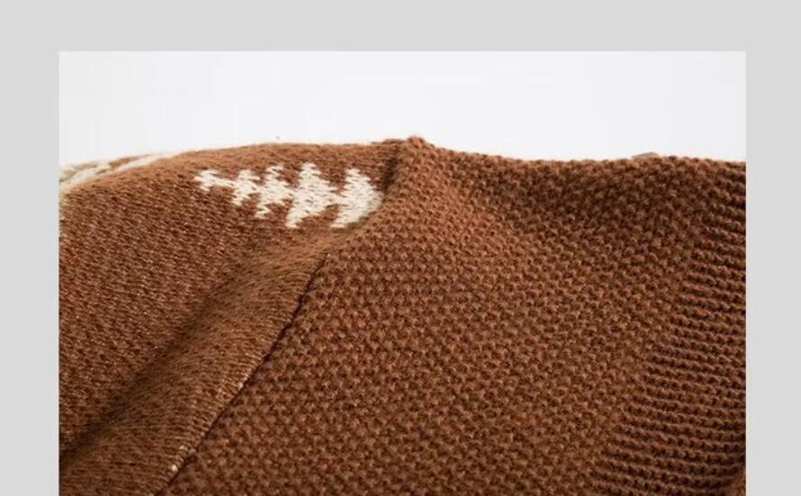 Vintage - inspireret etnisk sweater med rund hals til mænd - StilNord