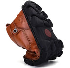 Vinter afslappede britiske mellemhøje læderstøvler.