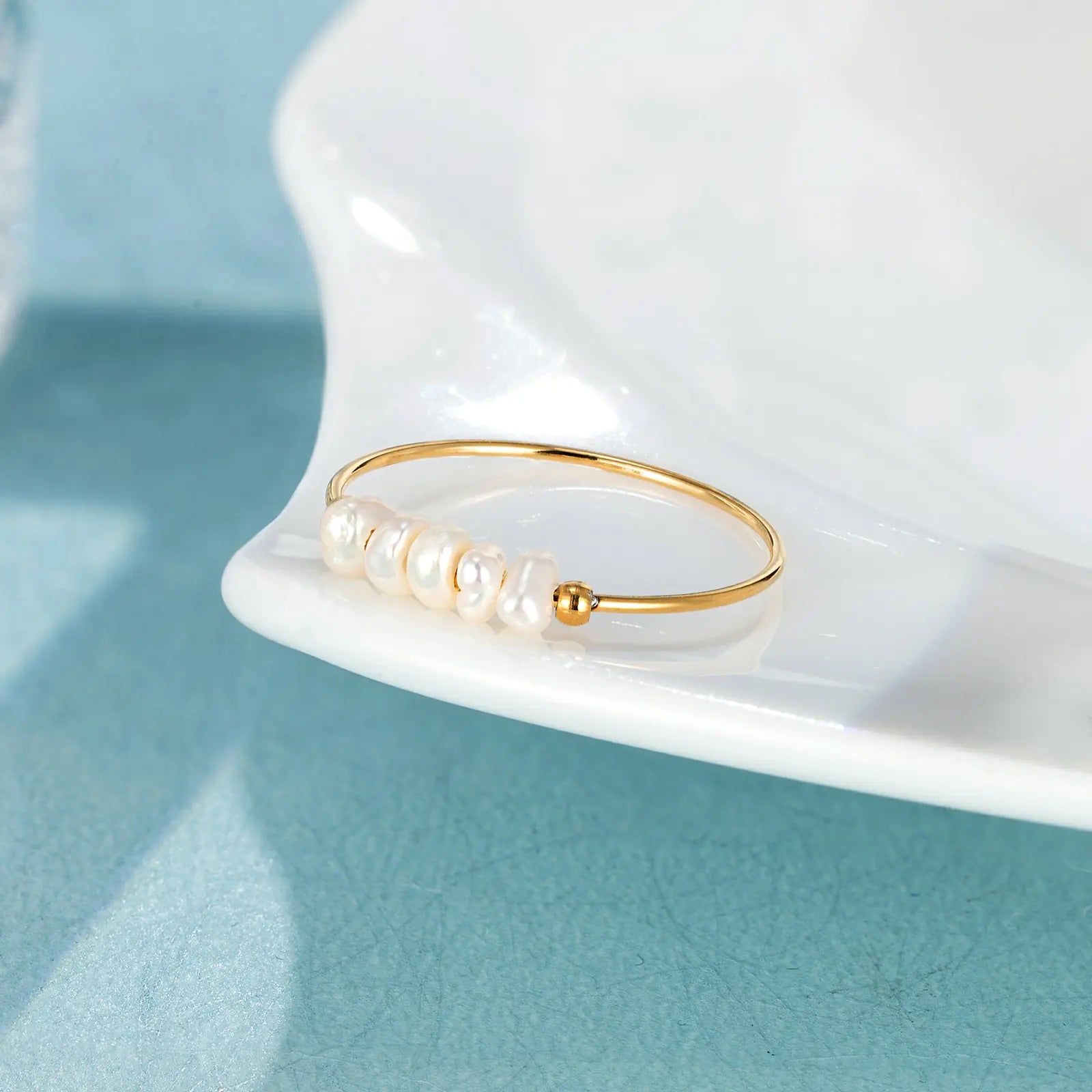 18K Gold Simple Natural Baroque Pearl Ring